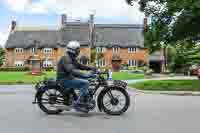 Vintage-motorcycle-club;eventdigitalimages;no-limits-trackdays;peter-wileman-photography;vintage-motocycles;vmcc-banbury-run-photographs